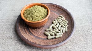 capsules of white borneo kratom